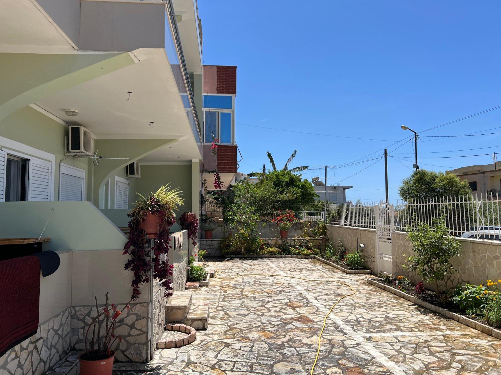 Apartament Almar