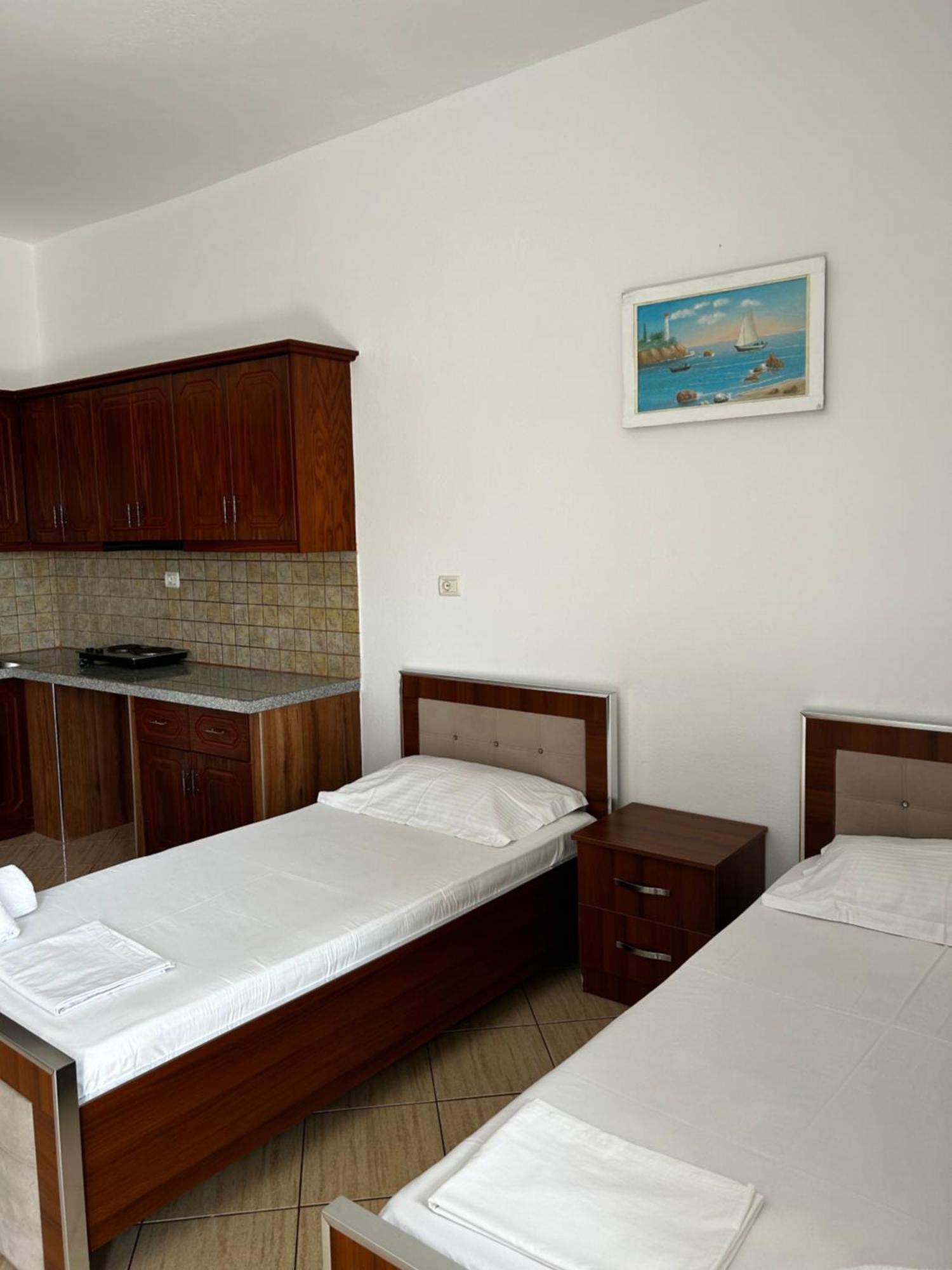 Apartament Almar *